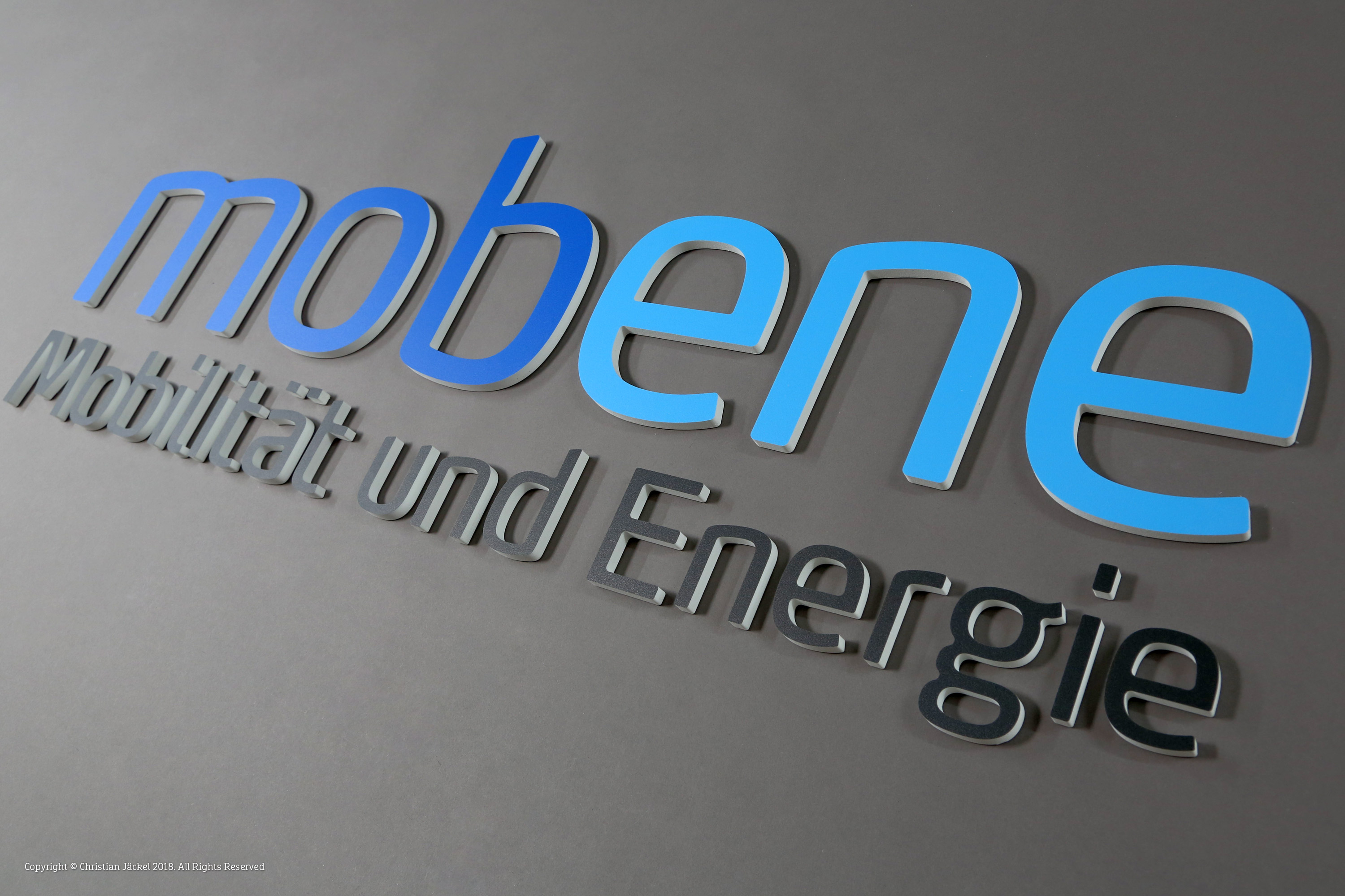 3D Buchstaben und Logos aus PVC-Freischaum (Forex & Co.)