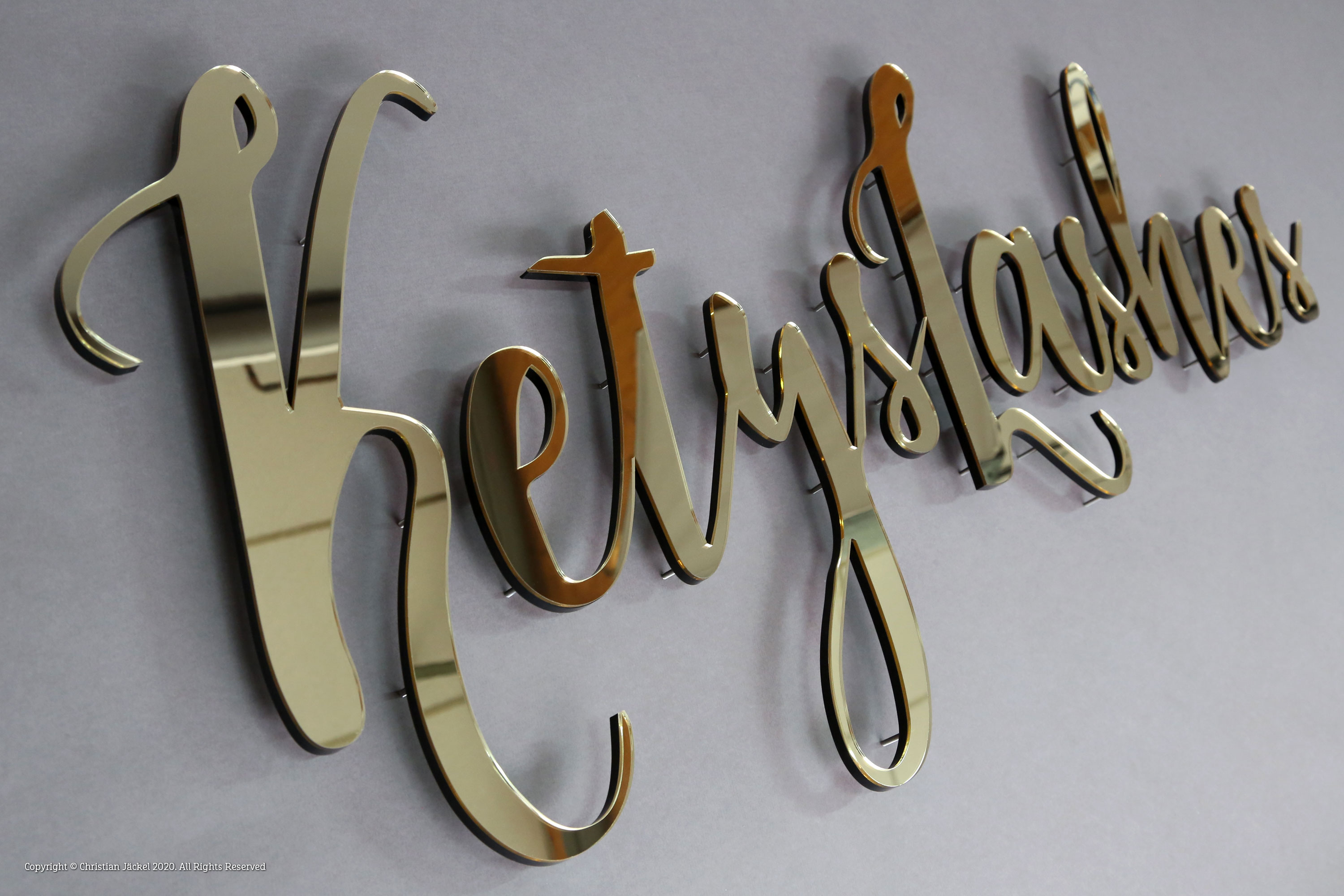 3d Buchstaben Und Logos Aus Spiegel Acrylglas Nur Fur Innen Geeignet