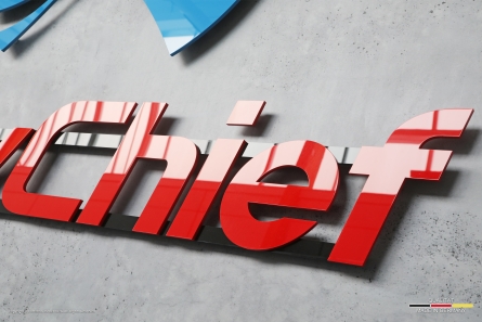 FlowChief - 3D-Logo aus farbigem Acrylglas