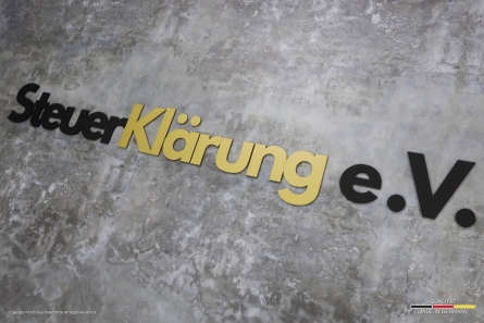 Steuer Klärung e.V. - Matt lackierte 3D-Buchstaben
