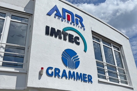 GRAMMER - 3D-Logo und Buchstaben für die Fassade