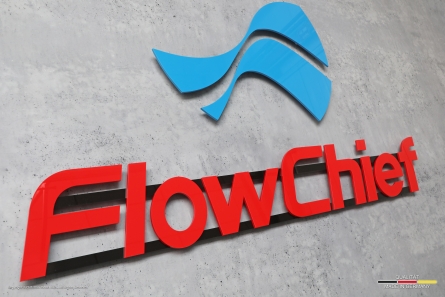 FlowChief - 3D-Logo aus farbigem Acrylglas