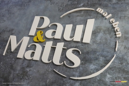 Paul & Matts - 3D-Buchstaben aus lackiertem Acrylglas