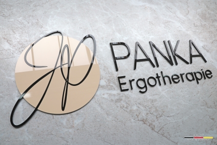 PANKA Ergotherapie - 3D-Logo aus farbigem Acrylglas (Acrylox)