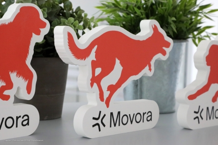 Movora - Tischaufsteller in Hundeform