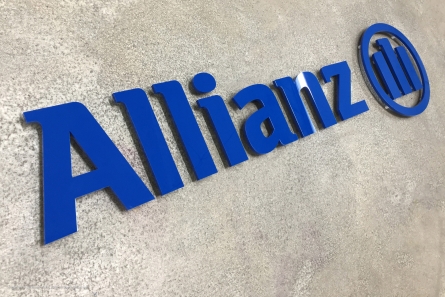 Allianz Versicherung - Aussenwerbung direkt vom Hersteller