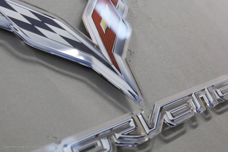 CORVETTE - Chevrolet Logo