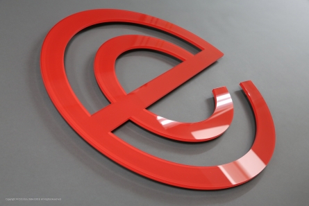 Hochglänzendes 3D-Logo in Firmeneigener Hausfarbe.