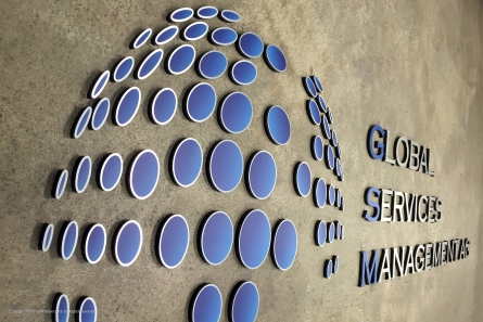 GSM Global Services Management AG - Wandlogo fürs Büro