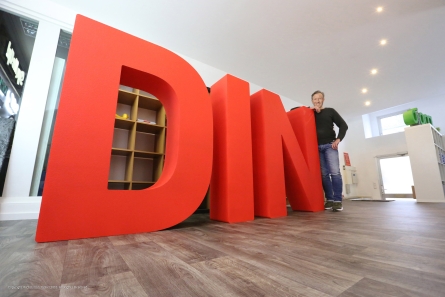 DIN Buchstaben - Messebuchstaben
