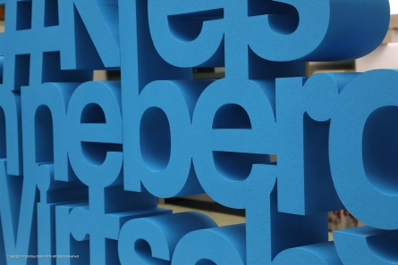 #KreisPinnebergWirtschaft - Gestapelte Buchstaben aus Styropor