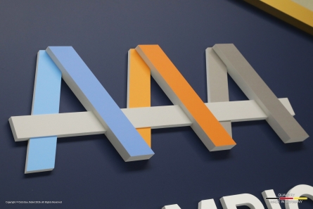 CHAMPION AWARD - Hochwertiges Schild mit bedrucktem 3D-Logo