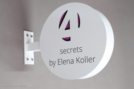 4 secrets by Elena Koller - Runder Ausleger aus Aluminium