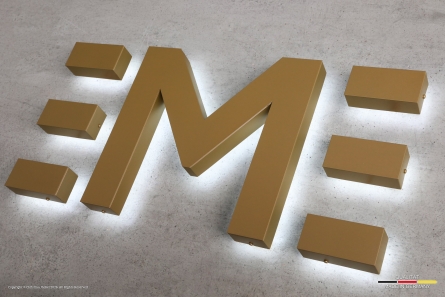 IMI - Beleuchtetes 3D-Logo aus Aluminium (Profil 3)