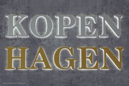 KOPENHAGEN - Leuchtreklame