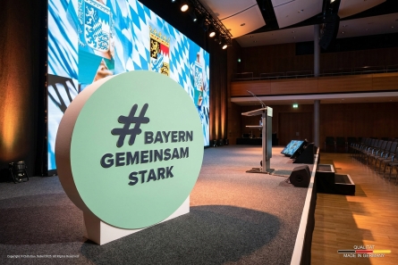 BAYERN GEMEINSAM STARK - Bühnen- und Eventaufsteller in XXL