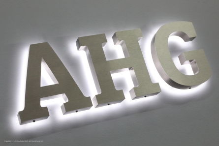 AHG - Edelstahl-Leuchtbuchstaben - Profil 3