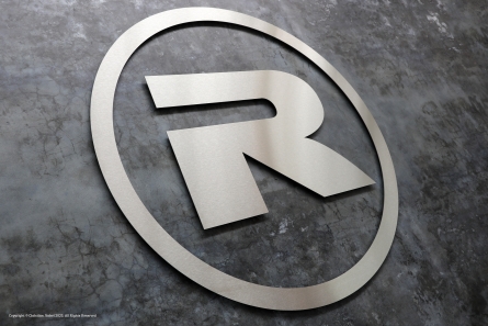 REINSTEIN - Logo aus geschliffenem Edelstahl