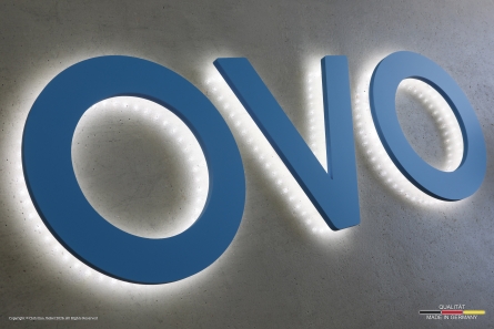 OVO - PVC-Leuchtbuchstaben