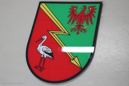 Hochwertiges Wappen aus rückseitig bedrucktem Plexiglas.