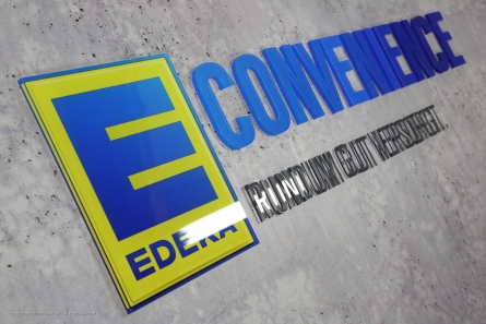EDEKA Convenience - 3D-Logo und Schriftzüge aus Plexiglas