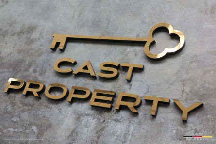 CAST PROPERTY - Gold- spiegelnde 3D-Buchstaben