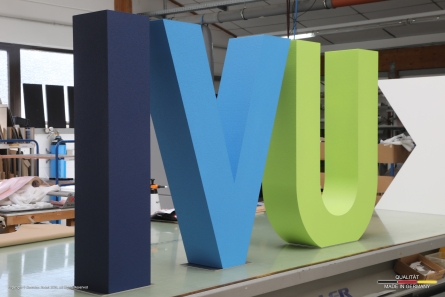 IVU - Stehende Buchstaben in XXL