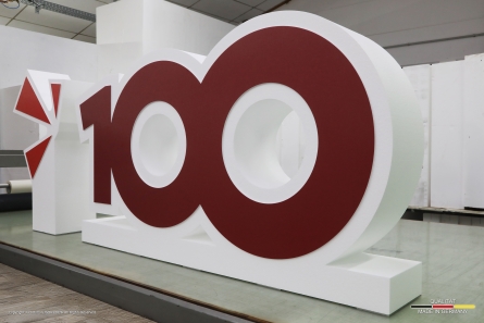 100 Jahre GBG - Stehende Jubiläums-Zahlen in XXL