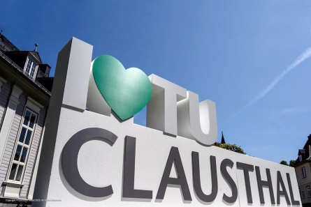 I LOVE TU CLAUSTHAL - XXL Aufsteller aus Styropor