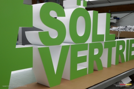 SÖLL VERTRIEB - Stehendes Hashtag mit 2-zeiligen 3D-Buchstaben