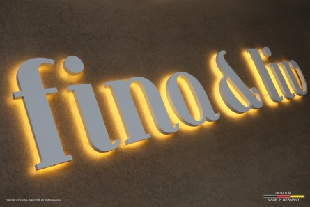 fina & liv - Hochwertige Leuchtbuchstaben aus Edelstahl