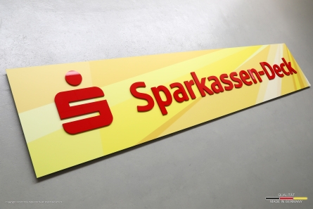 Sparkassen-Deck - Hochwertige Werbetafel mit 3D-Buchstaben aus rotem Acrylox