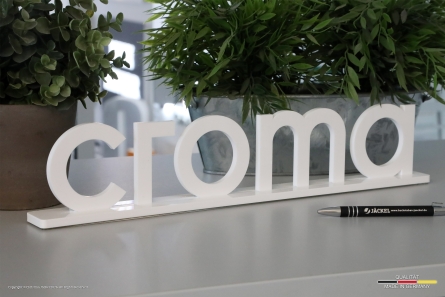 croma - 3D-Tischaufsteller aus weißem Acrylglas