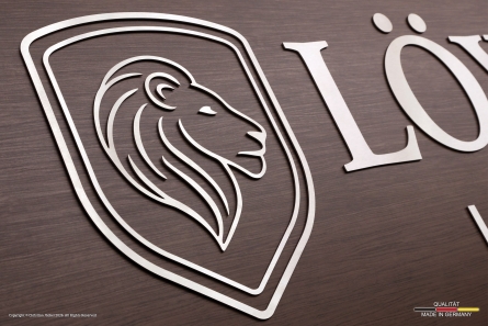 LÖWEN IMMOBILIEN - Hochwertiges Logo und Buchstaben aus Edelstahl