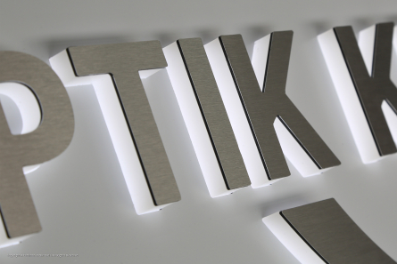 OPTIK KRÄHLING - LED-Schild