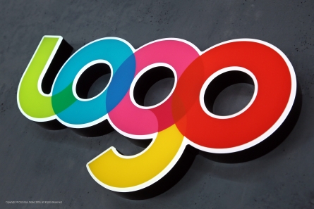 LOGO - Mehrfarbig bedruckte Leuchtbuchstaben