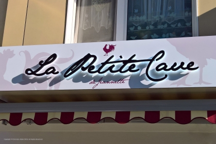 La Petite Cave - Lichtwerbung - Direkt vom Hersteller
