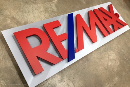 REMAX