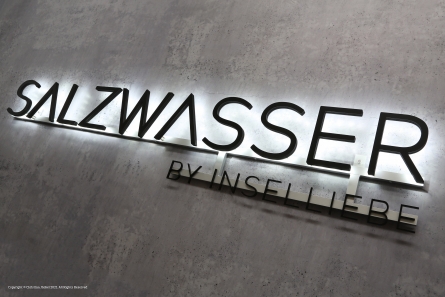 SALZWASSER - Dünne Leuchtbuchstaben mit Montagerahmen
