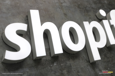 Shopify - Leuchtreklame mit Profil 6 Leuchtbuchstaben