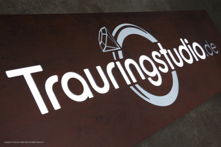 Trauringstudio.de - Leuchtreklame in Rostoptik