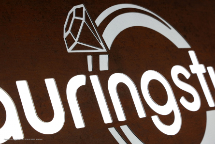 Trauringstudio.de - Leuchtreklame in Rostoptik