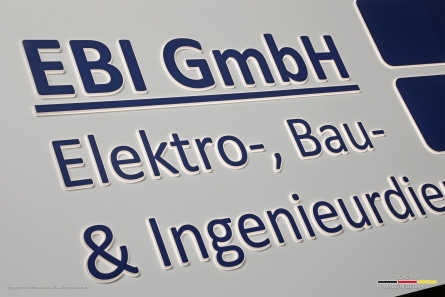 EBI GmbH - Leuchtkasten mit durchgesteckten Leuchtbuchstaben