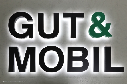 GUT & MOBIL - Leuchtbuchstaben aus Aluminium (Profil 3)