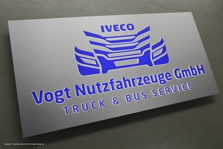 IVECO - Leuchtreklame in Edelstahl-Optik
