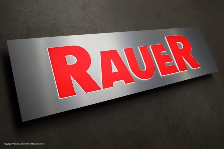 RAUER - Flache Leuchtreklame in gebürsteter Edelstahl-Optik