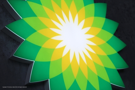 BP - Beleuchtetes Logo aus Vollacrylglas