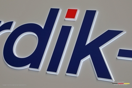 nordik-care - Leuchtreklame für eine Seniorenresidenz