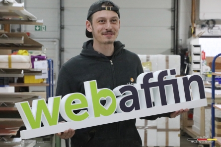 webaffin - Stehendes Logo und Handheld aus XPS und Forex