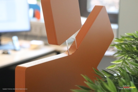 öbv - Ausgefallener Aufsteller aus lackiertem PVC und Acrylglas